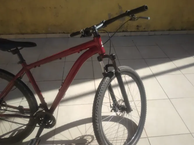 Bicicleta de alumínio 
