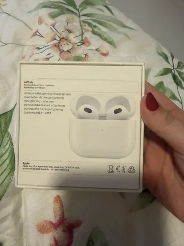 APPLE AIRPODS 3ª GERAÇÃO ? ORIGINAL