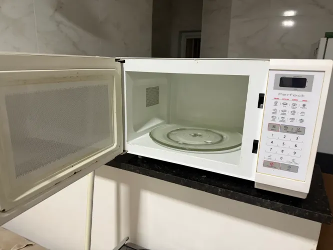 Micro-ondas Panasonic 27 litros