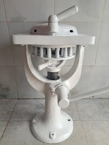 Máquina Divisora de Pão Massa de Coluna Industrial (Aracaju/SE)