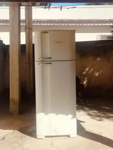 Vendo Geladeira Duplex