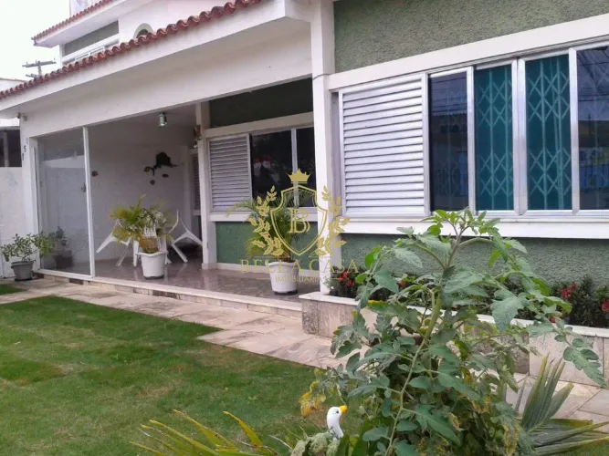 Casa Comercial Exclusiva à Venda em Parque Mataruna, Araruama  Ocupada e Alugada