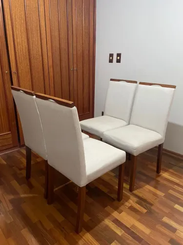Cadeiras de jantar