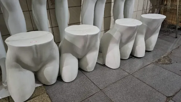 4 Manequim meio corpo - pernas