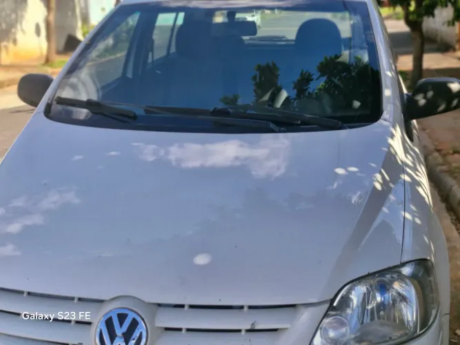 Volkswagen Fox City 1.0mi/ 1.0mi Total Flex 8V 3P 2006
