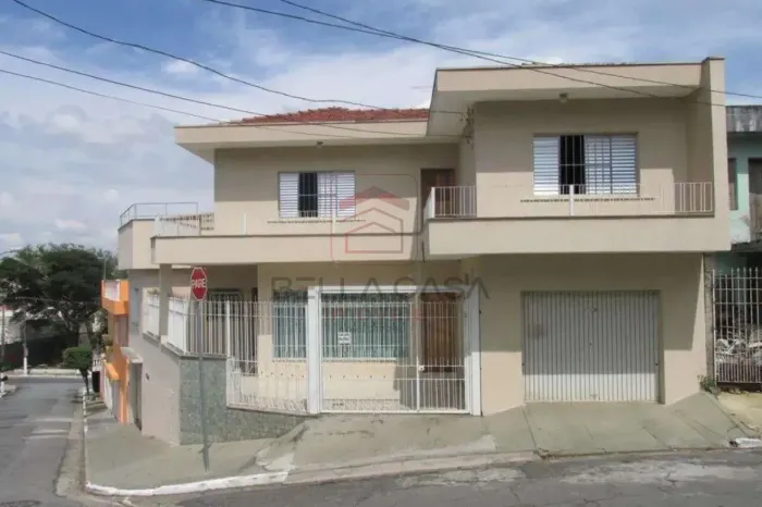 Sobrado com 3 dormitórios à venda, 250 m² por R$ 750.000,00 - Parque São Lucas - São Paulo