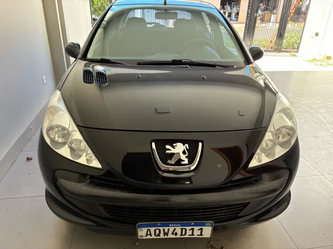 Peugeot 207 XR 1.4 Flex 8V 5P 2009