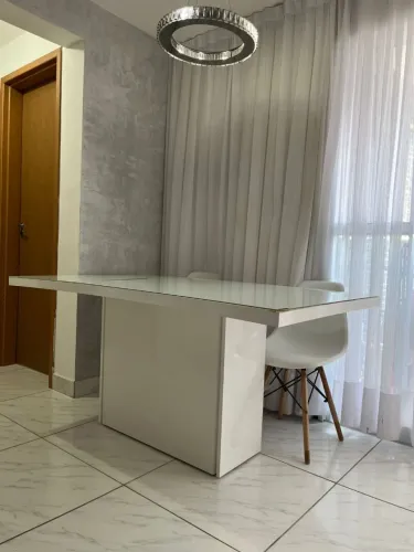 Mesa de Jantar 6 Lugares Laqueada Branca (Oportunidade)