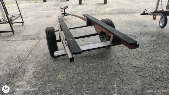 Carretinha Semi-Rodoviária para Caiaque