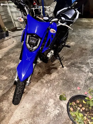 YAMAHA CROSSER 2025