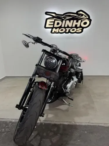 HARLEY-DAVIDSON FXSB 2016