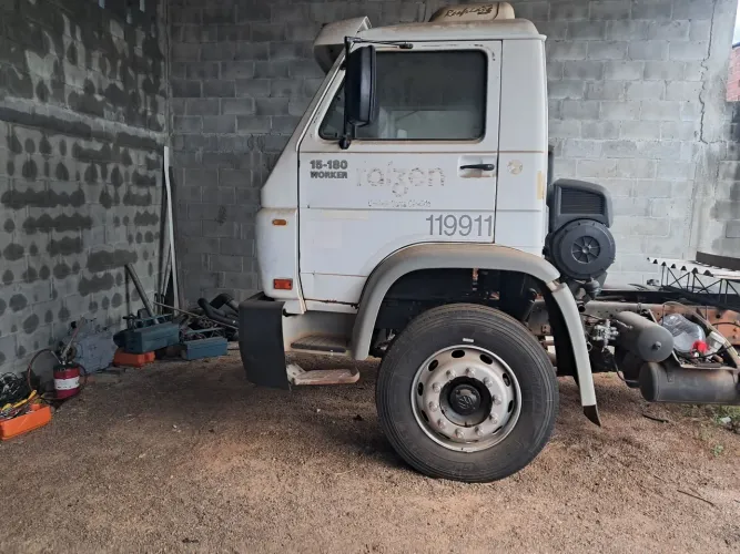 VW 15180  