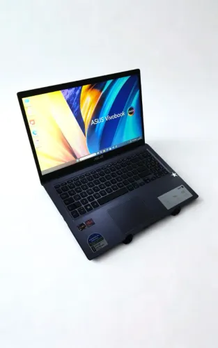  ?Notebook Asus Vivobook Ryzen 5 3500U 8gb ram NVMe: 256gb.