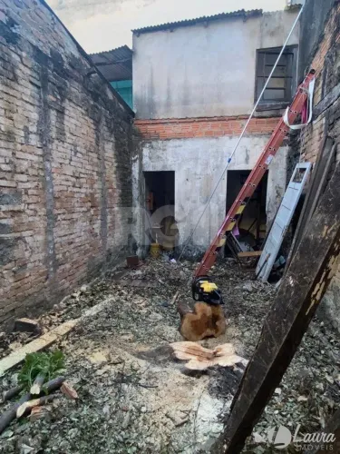 Terreno próximo à Usina do Gasômetro, com frente Leste, no Centro Histórico