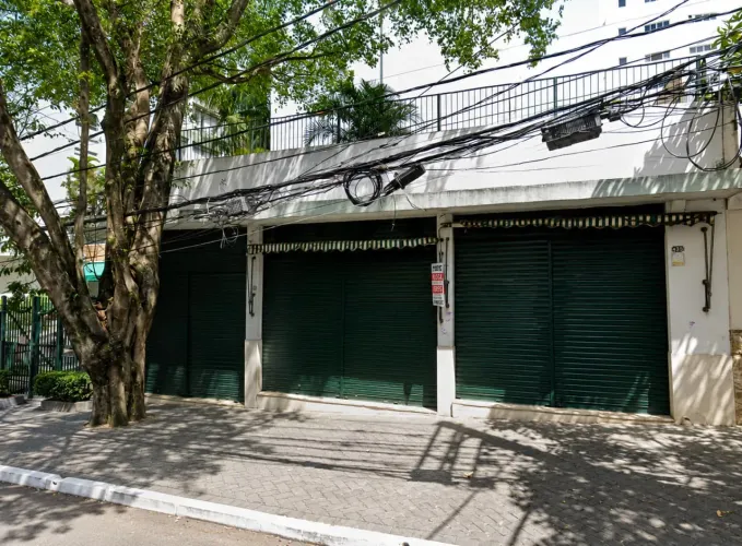 Casa comercial na Rua Pires da Mota, 665 120 m²