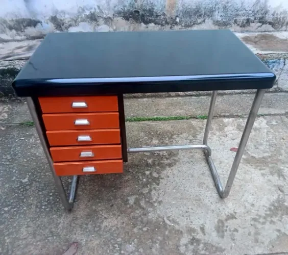 Escrivaninha vintage em aço, toda restaurada