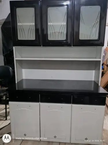Estante de MArmore Branca - em bom estado de conservacao,Usada,Valor:$750 reai