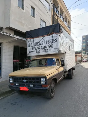 Caminhão Ford F.4.000
