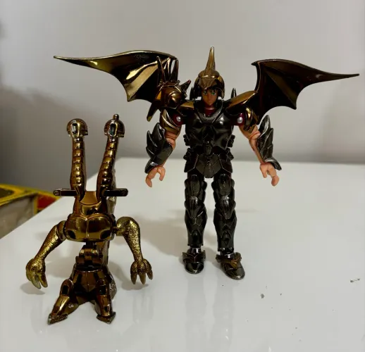 Boneco Siegfried de Dúbhe Alfa - Os Cavaleiros do Zodíaco BAndAI 1988