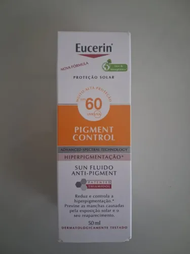 EUCERIN Protetor Solar Facial Anti-Manchas Sun Pigment Control FPS60 50ml - Novo