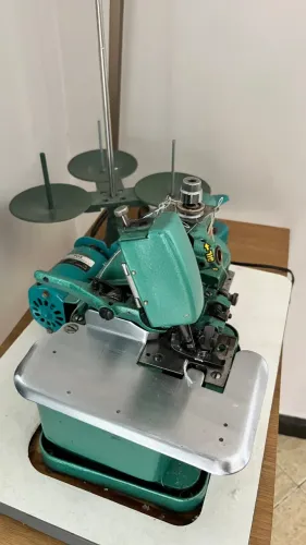 Overlock "Chinesinha"