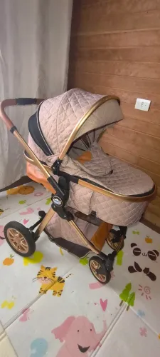 Carrinho Moisés+ bebê conforto nunca usado + andador + sapatinhos tudo por 1500,00