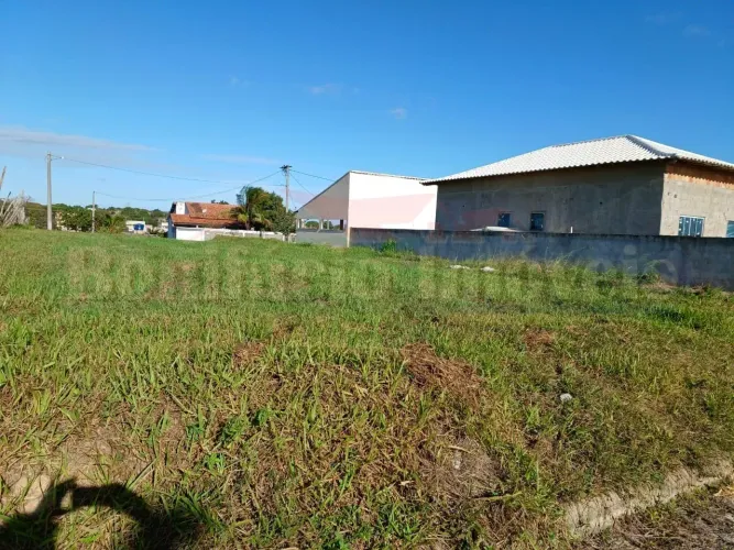 EXCELENTE TERRENO DENTRO DE CONDOMINIO EM ARARUAMA - TODO DOCUMENTADO