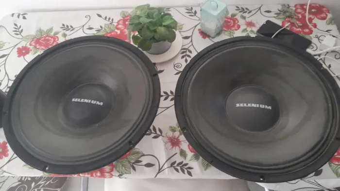 Vendo auto falante 