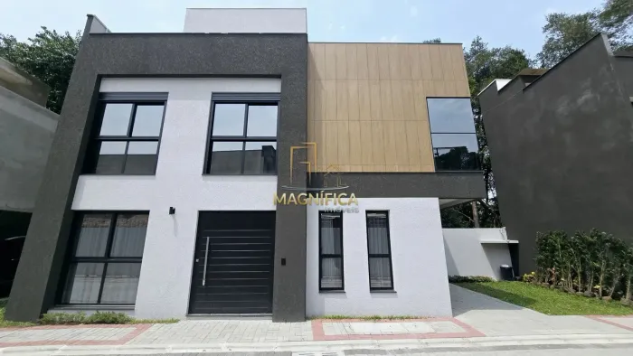 CASA DE CONDOMINIO com 3 dormitórios à venda com 172m² por R$ 1.698.000,00 no bairro Santa