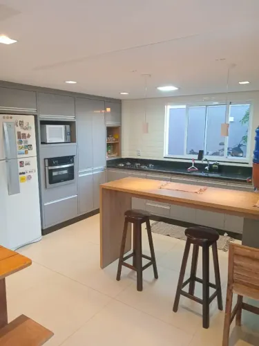 Apartamento para venda tem 188 metros quadrados com 3 quartos em Paraíso - Chapecó - Santa
