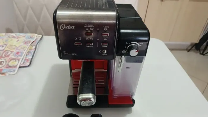 Cafeteira Espresso Oster PrimaLatte II Vermelha - Revisada - 127V