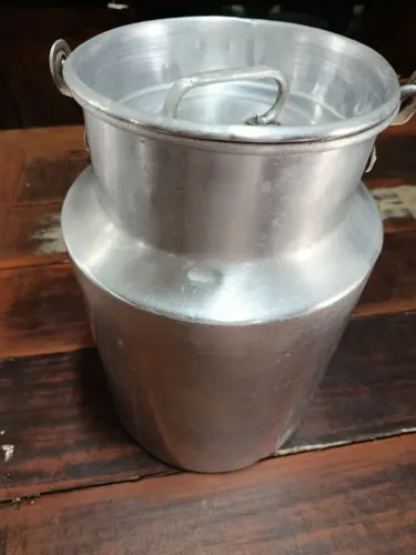 Leiteira em alumínio 10 litros
