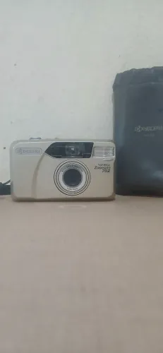 Câmera Fotográfica Analógica Yashica Zoomate 70 Z