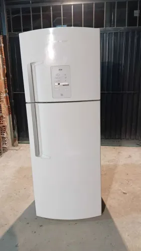 Vendo Geladeira Branca Duplex frosfee com entrega
