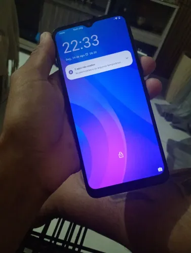 Moto e13