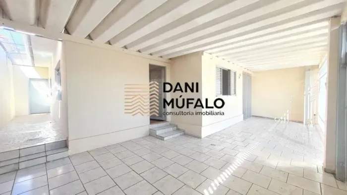 CASA PARA LOCAÇÃO BELA VISTA | RUA SILVA JARDIM - 03 DORMITORIOS E 03 VAGAS DE GARAGEM