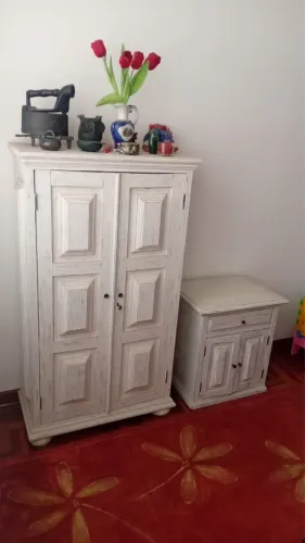 Móvel madeira estilo antigo em pátina organizador de sala ou quarto