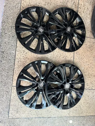 Calotas Fiat Argo pretas