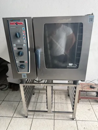 Forno Rational CMP 61G Gás 220 mono + Base de inox