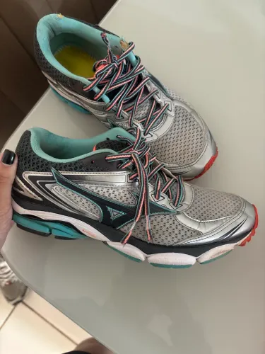 Tênis Mizuno 