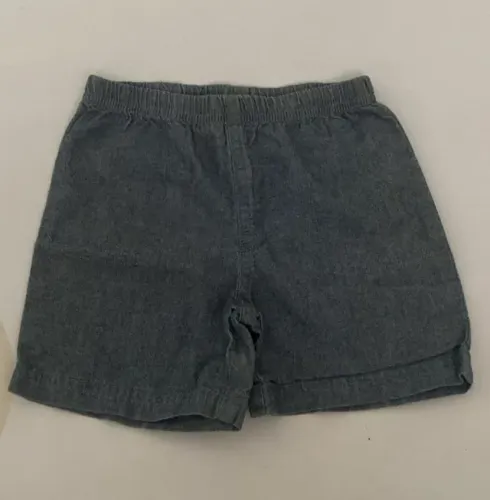 Shorts carters tamanho 18 meses  importado (Desapego)
