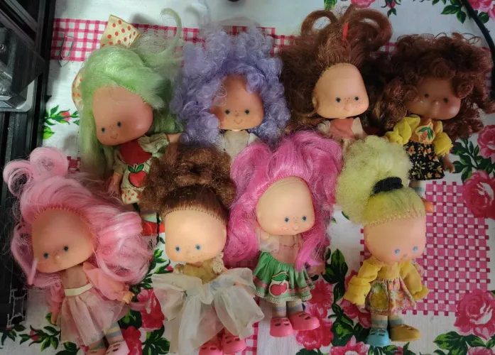 Bonecas anos 90 coleção moranguinhos