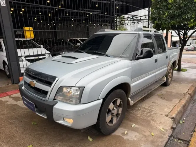 Chevrolet S10 P-up Executive 2.4 MPFI F.power CD 2011