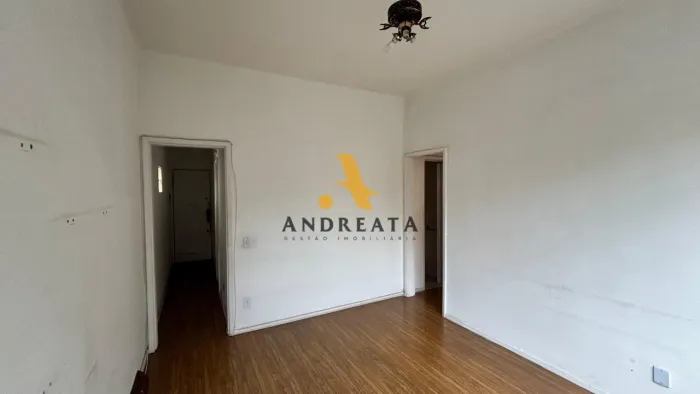 Venda de Apartamento com 2 quarto(s), 55 m², por R$ 250 mil em Méier.