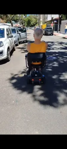 Vendo scooter eletrica