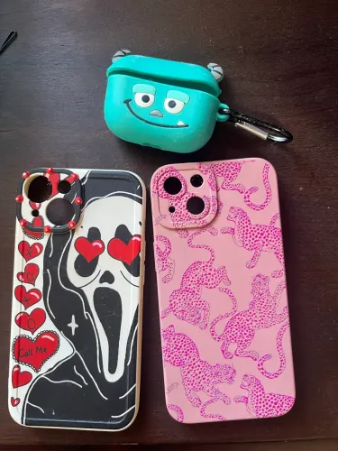 Kit capinhas iPhone 13 e airpod
