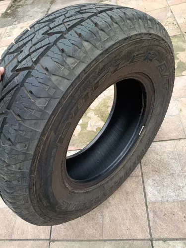 Pneu 255/70 16