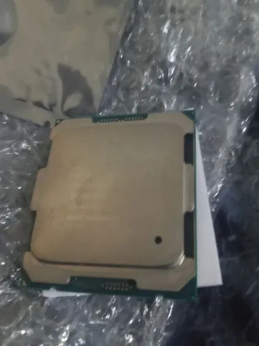 O Processador Xeon 2680 V4