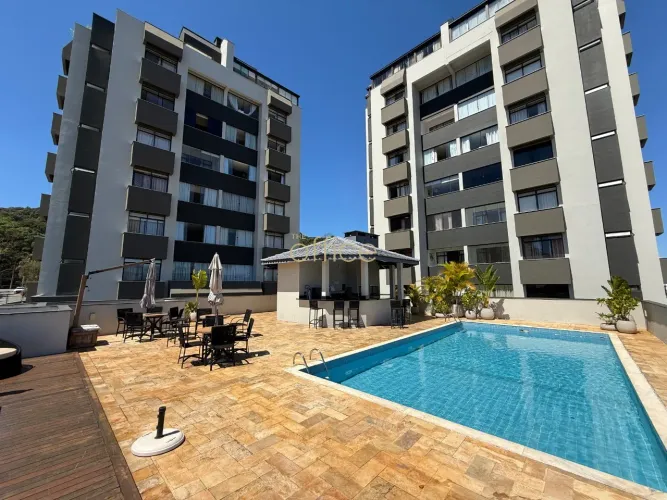Cobertura RESIDENCIAL em JOINVILLE - SC, SAGUAÇU