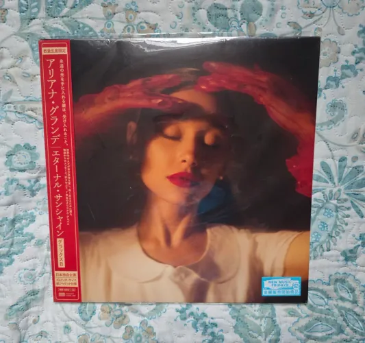 CD Ariana Grande Eternal Sunshine Deluxe Edition Type B Japan